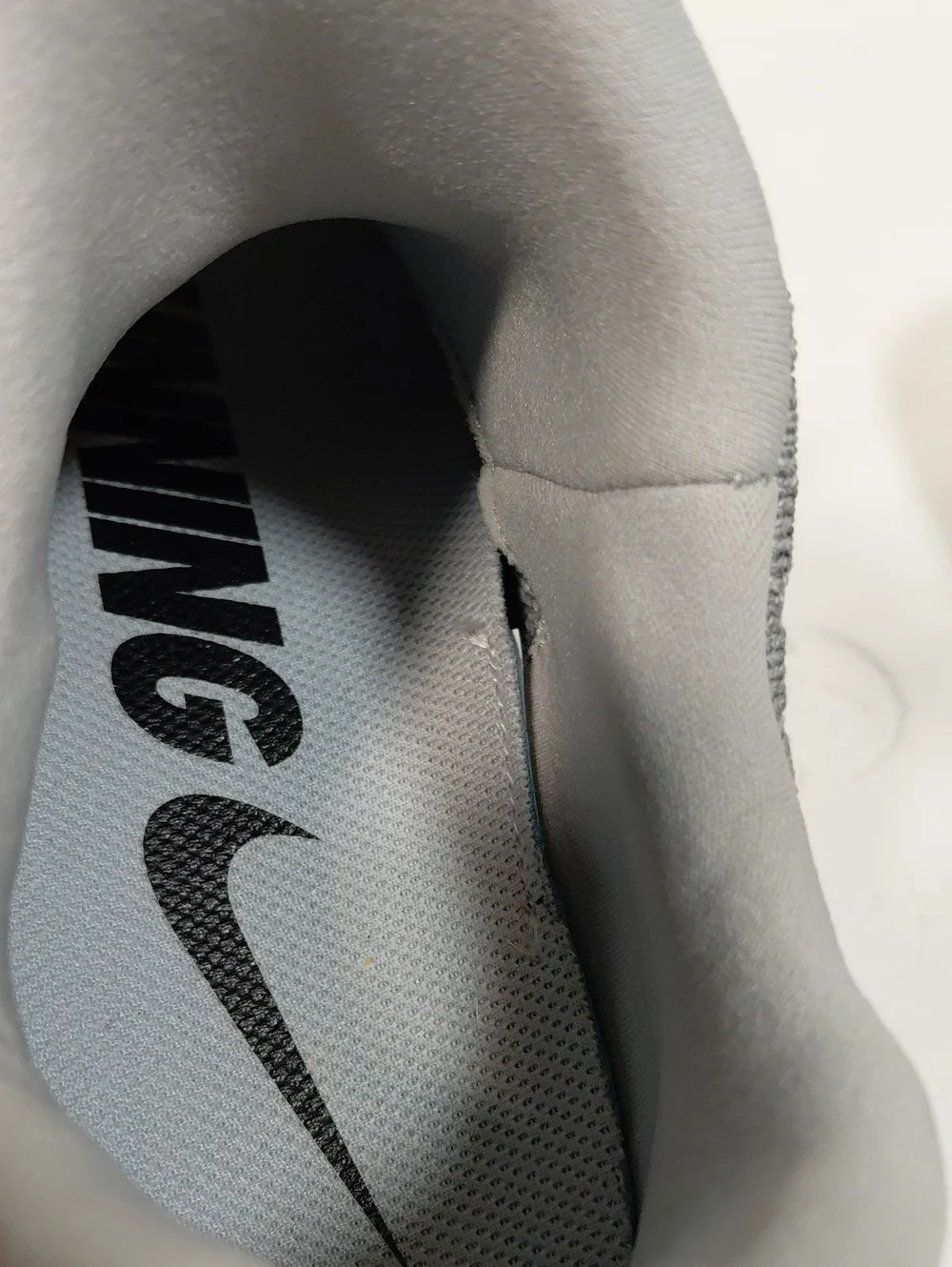 Nike Lunarepic Low Flyknit Sneakers Grey with White Lunaron Midsole (W) Sz 9  US